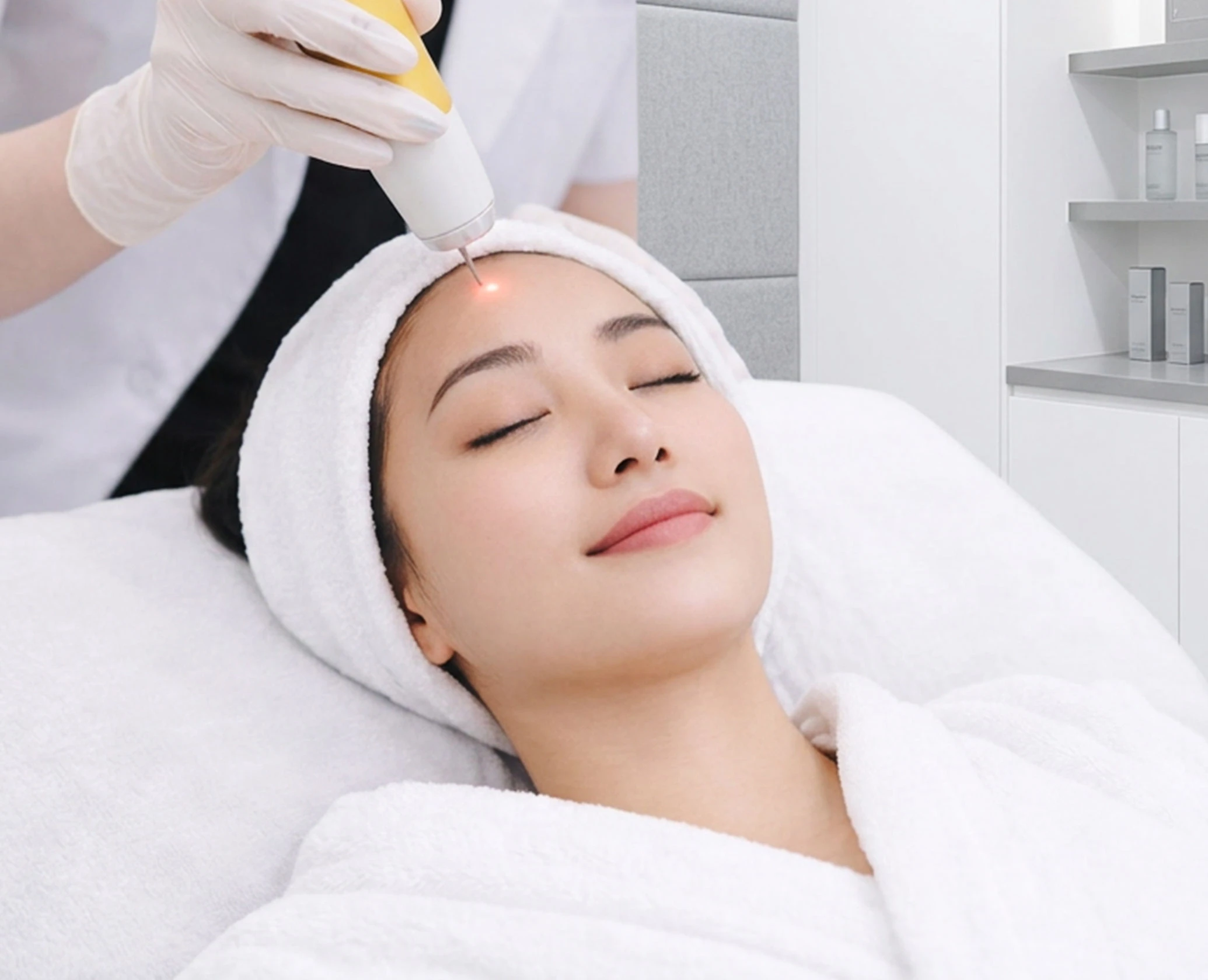 Laser Pico Ultimate: Solusi Advanced untuk Kulit Cerah & Flawless