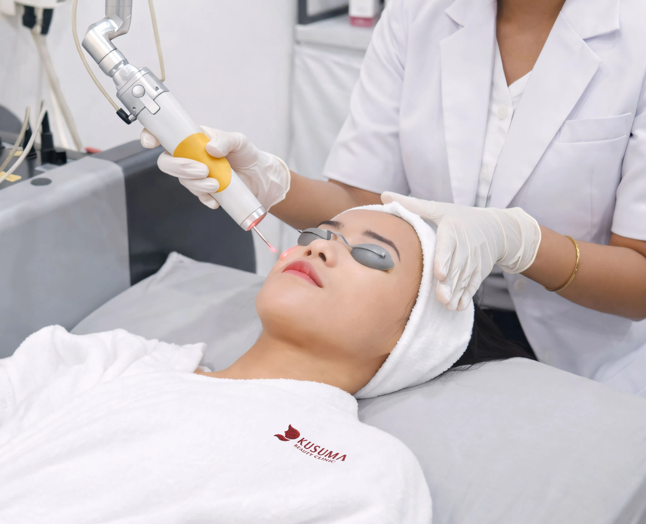 Laser Brightening: Solusi Kulit Glowing & Bebas Kusam di Kusuma Beauty Clinic