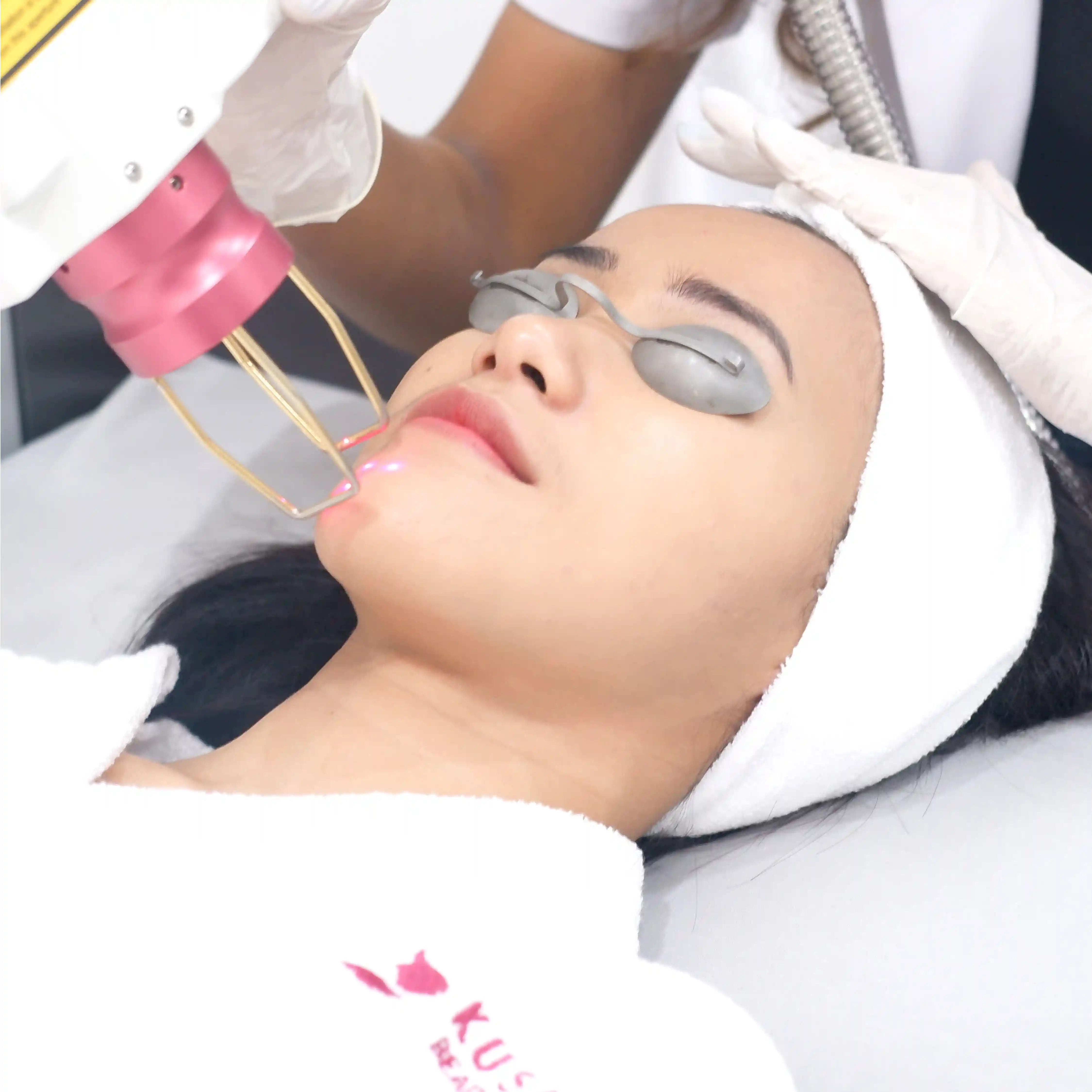 Laser Signature Acne Cure
